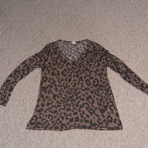 Flowy Leopard Print Top